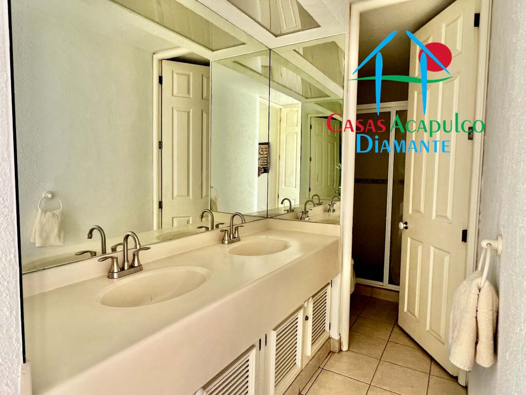 Brisas Diamante T2 119 - Recámara principal 7